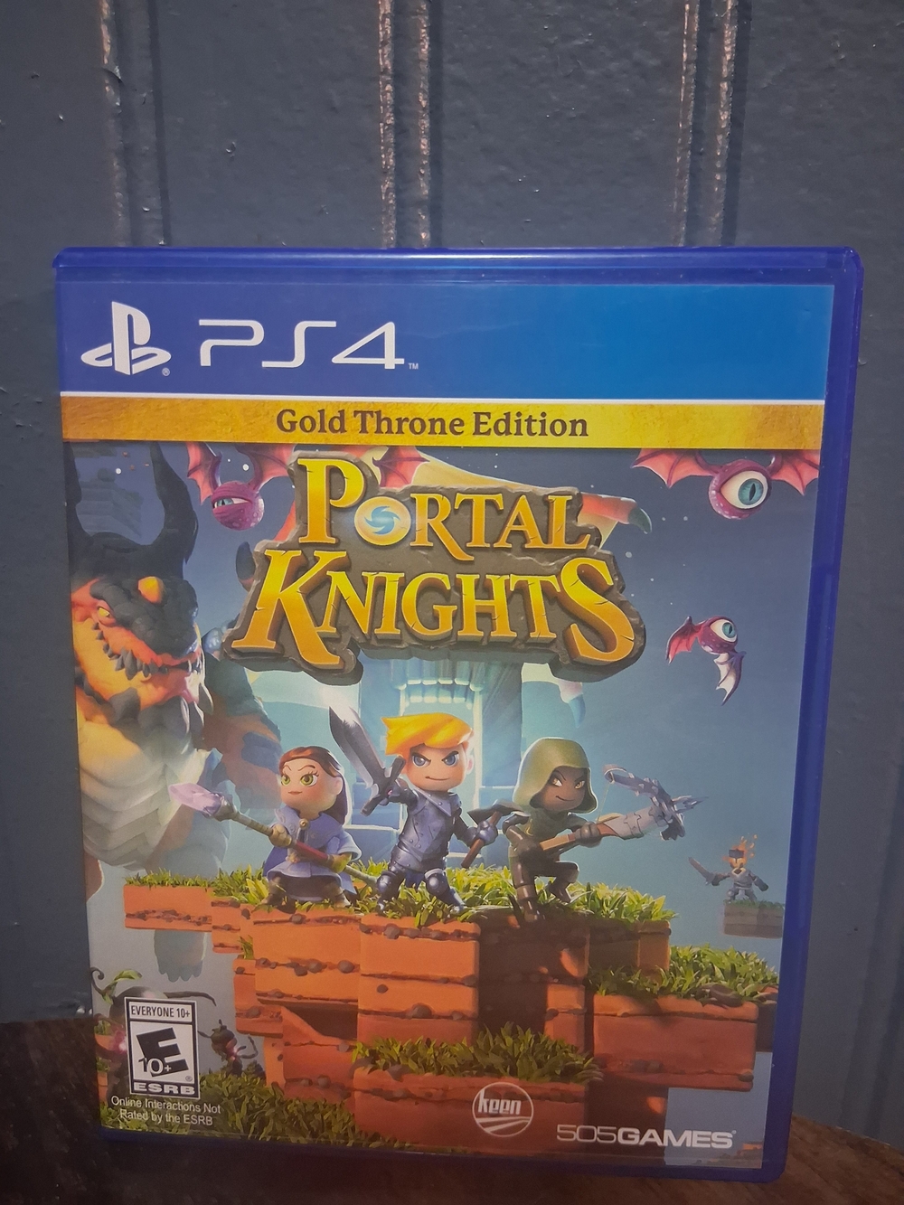 Portal Knights Gold Throne Edition () - Blue Case